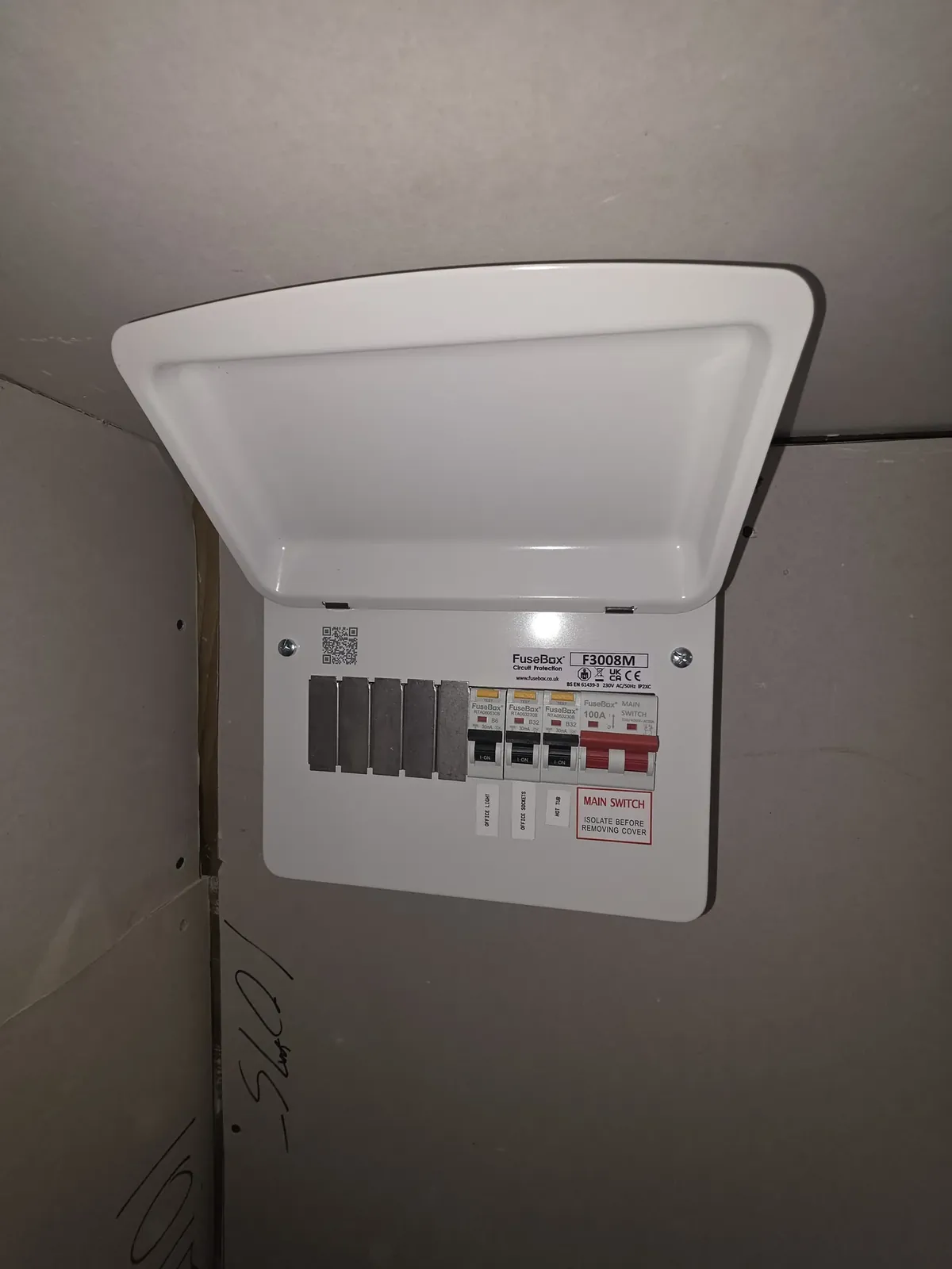 New FuseBox consumer unit with RCBO protection and main switch installed